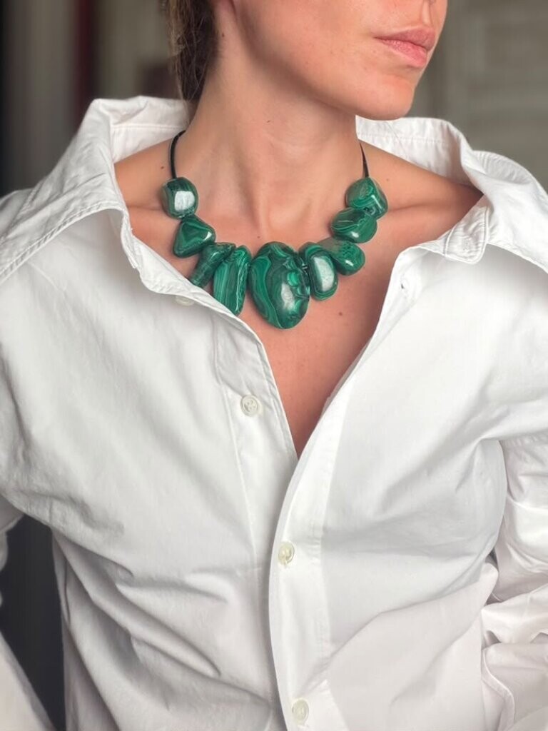Necklace with malachite